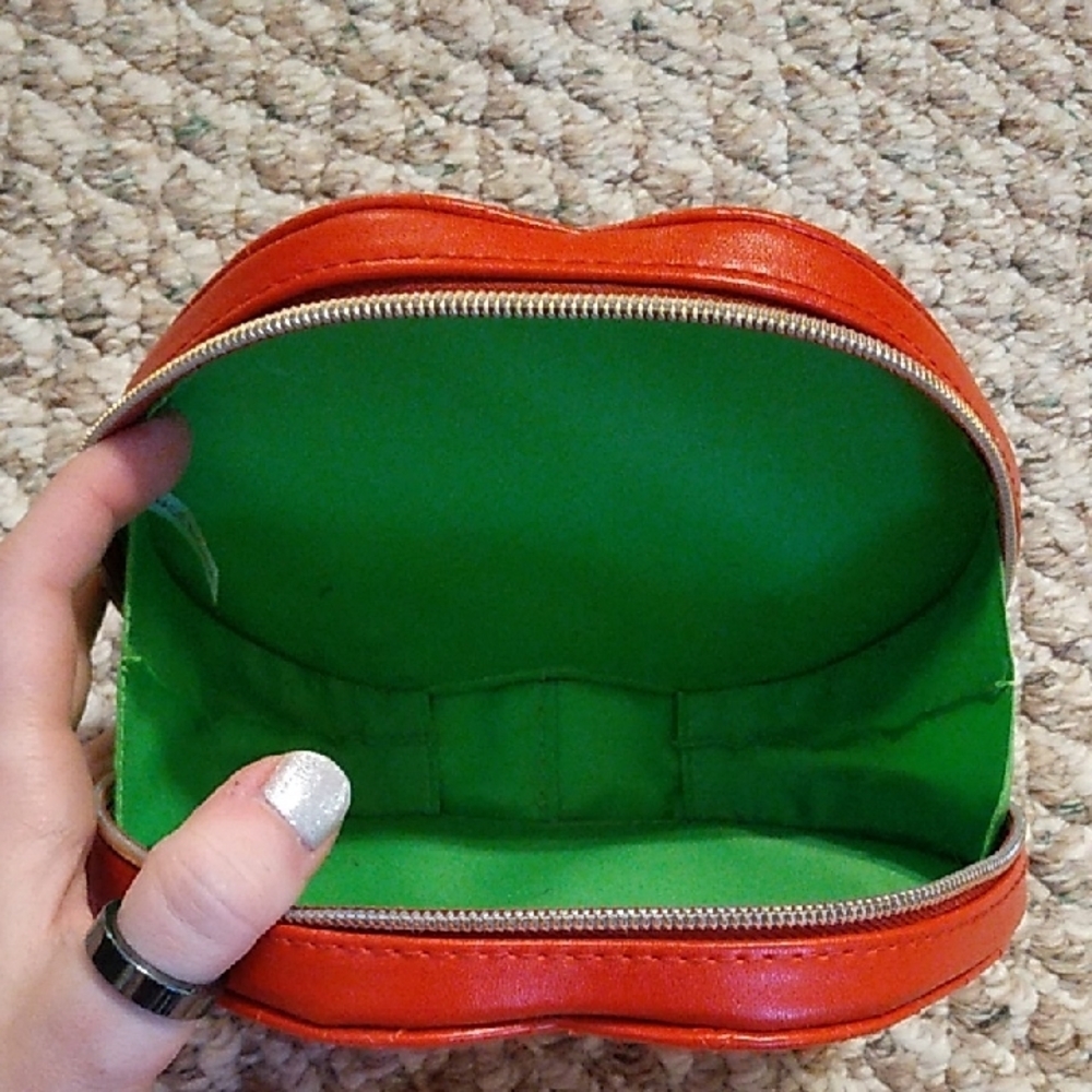 EUC Tartan & Twine Quilted Apple Case - Picture 4 of 4